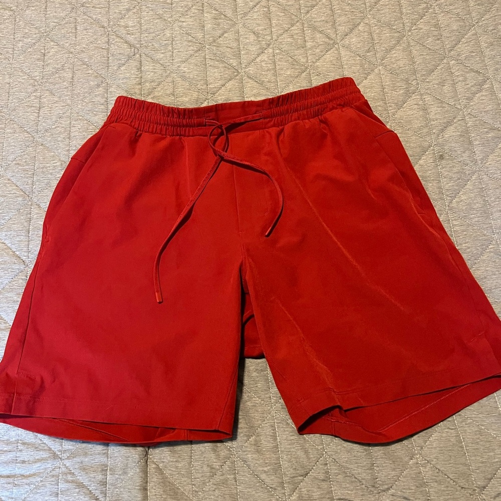 Lululemon Chanel Cross 7”